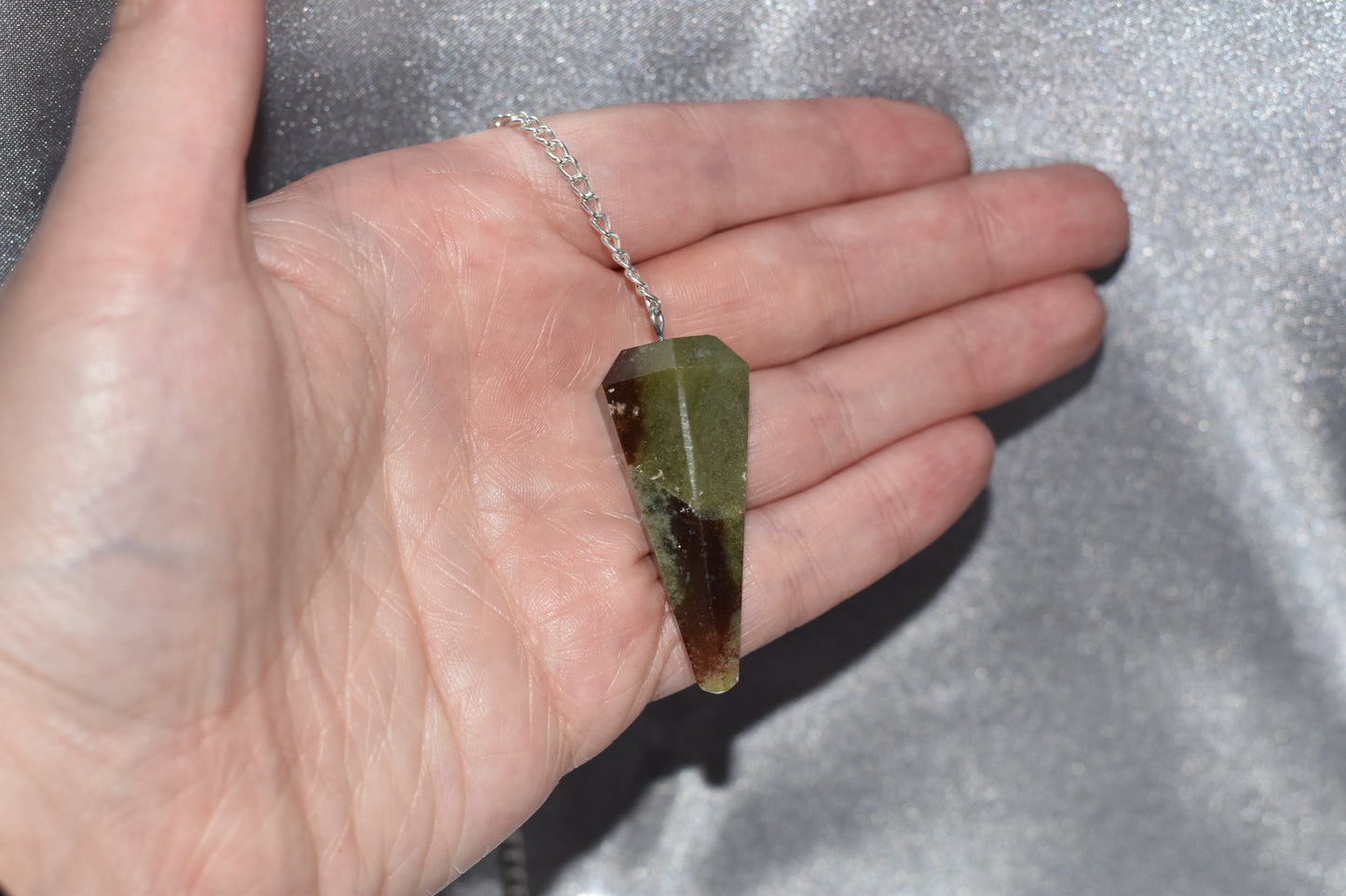 Bloodstone Pendulum