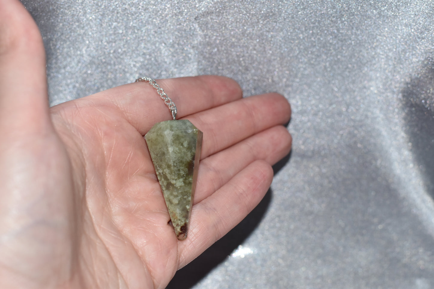 Bloodstone Pendulum