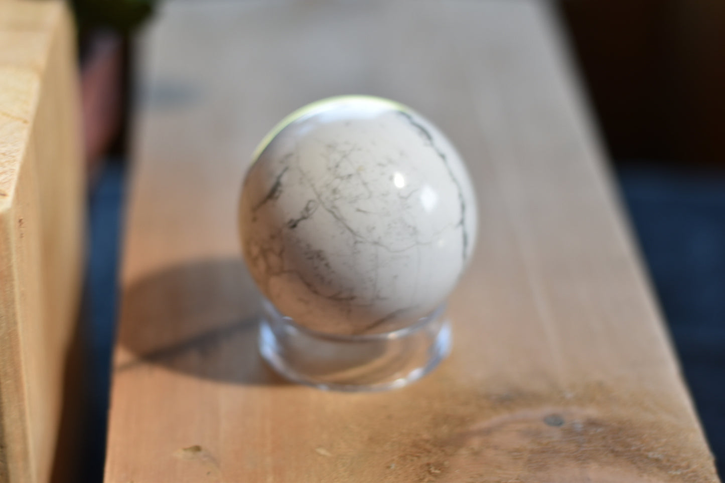 Howlite 48mm Sphere